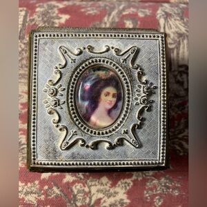 Victorian Metal Trinket Box Farmington Vintage Cameo Jewelry Box Footed Japan